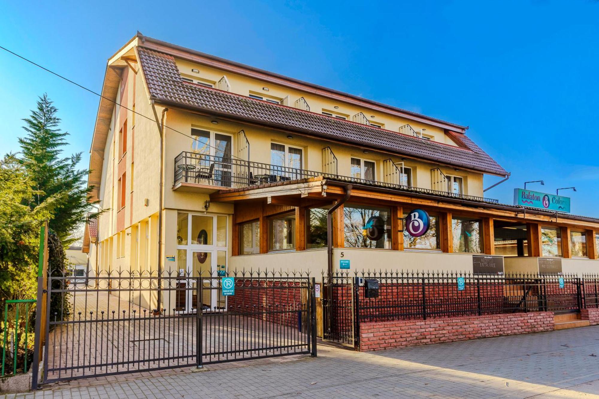 Balaton Colors Beach Hotel Шиофок Экстерьер фото