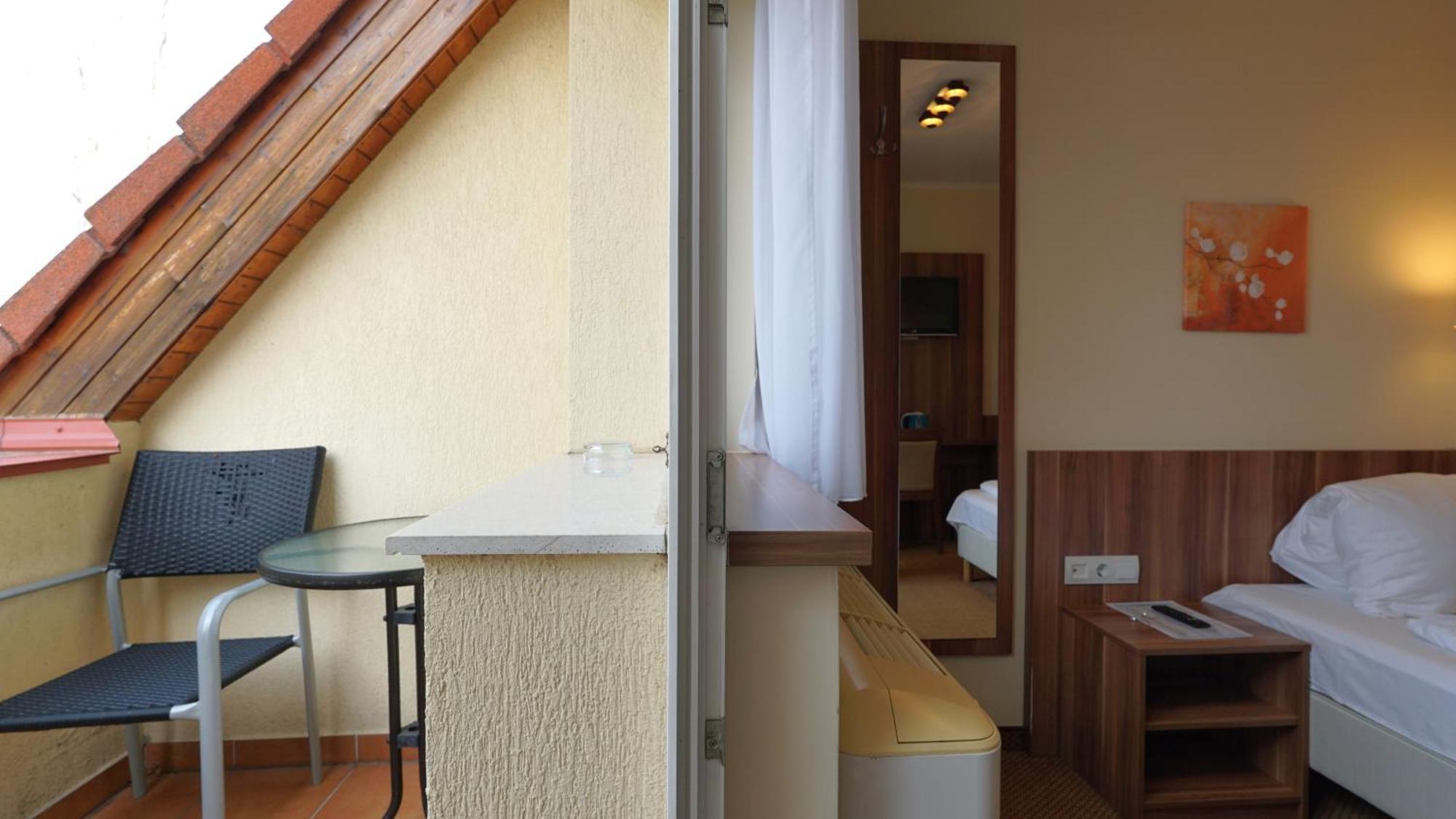 Balaton Colors Beach Hotel Шиофок Номер фото