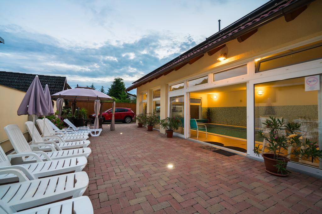 Balaton Colors Beach Hotel Шиофок Экстерьер фото