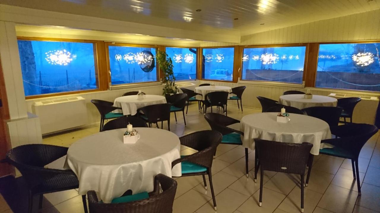Balaton Colors Beach Hotel Шиофок Экстерьер фото